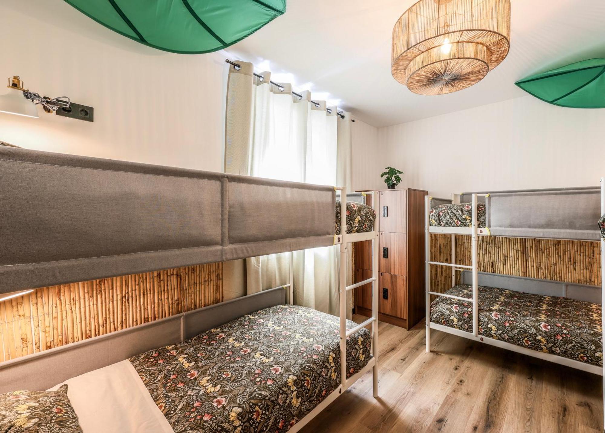 Eliseo - Livingcoworking - Malasana Hostal Madrid